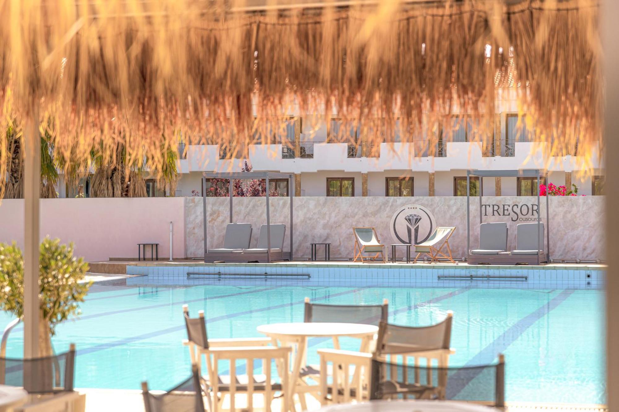 Tresor Sousouras Hotel Hanioti Ngoại thất bức ảnh