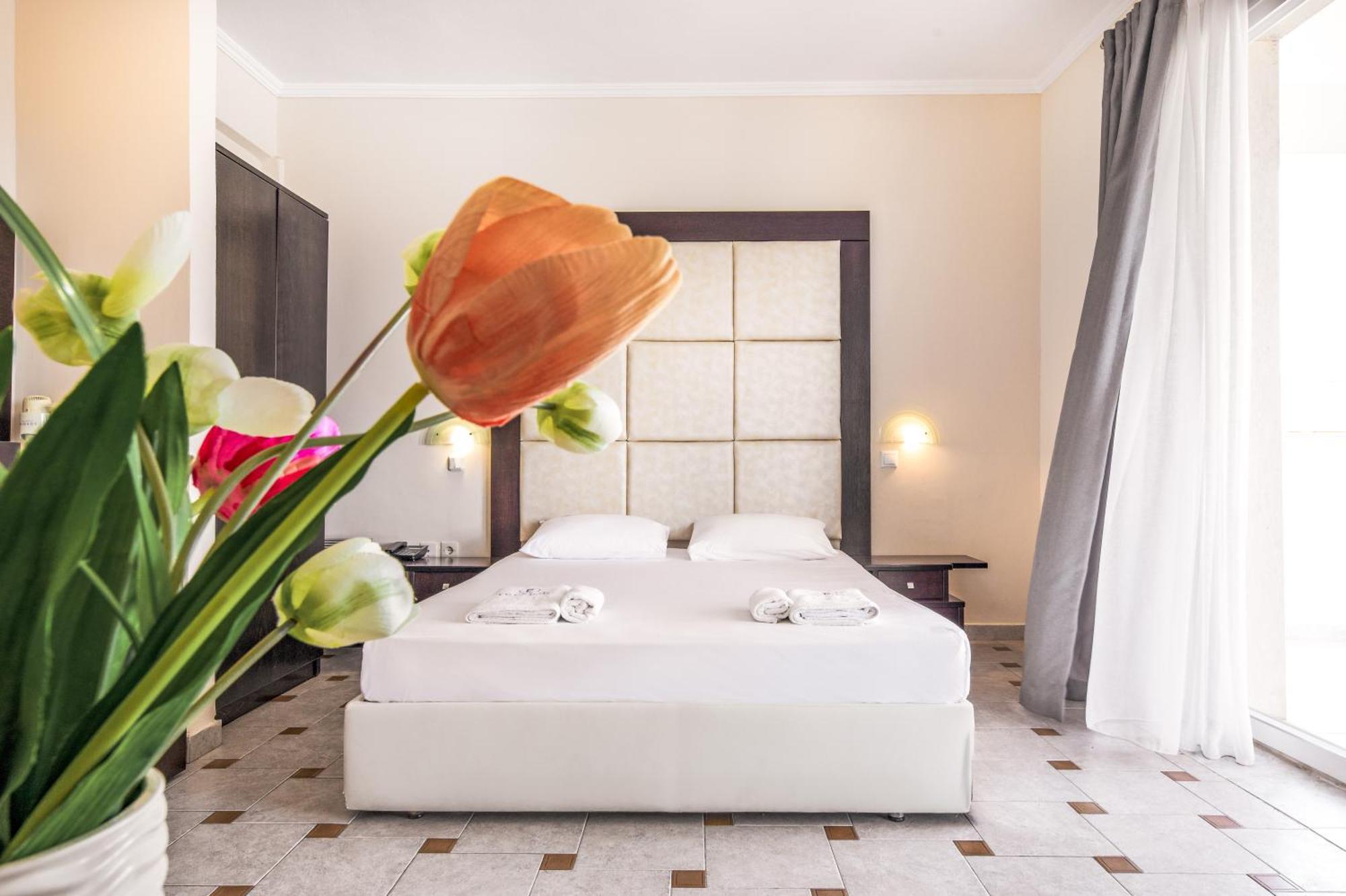 Tresor Sousouras Hotel Hanioti Ngoại thất bức ảnh