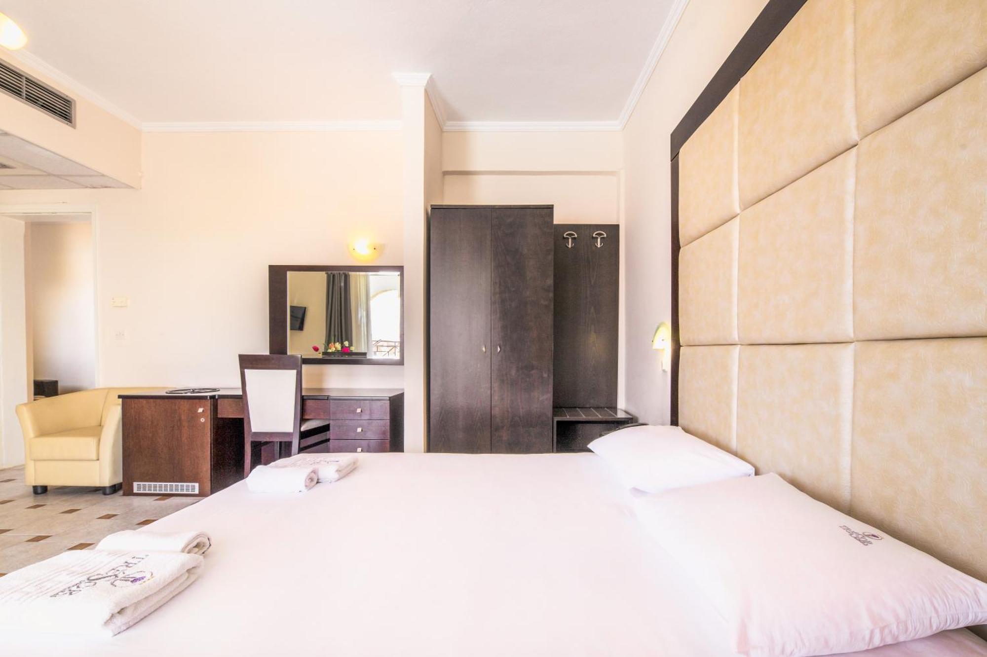 Tresor Sousouras Hotel Hanioti Ngoại thất bức ảnh